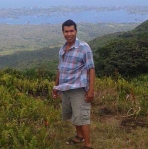 Meet your Posher, Alvaro